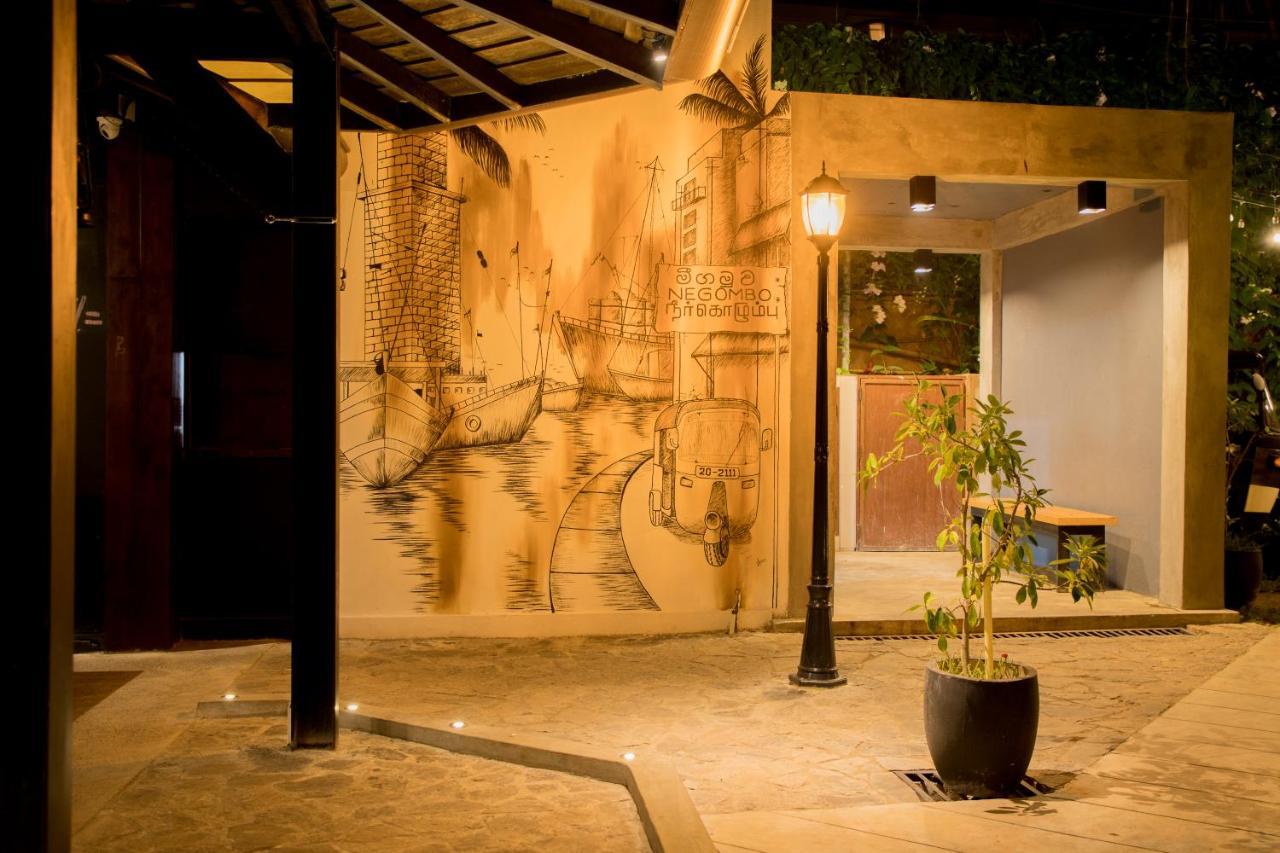 Tuk Tuk Boutique Hotel Negombo Buitenkant foto